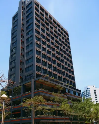 Gedung Hotel Butik Azumi